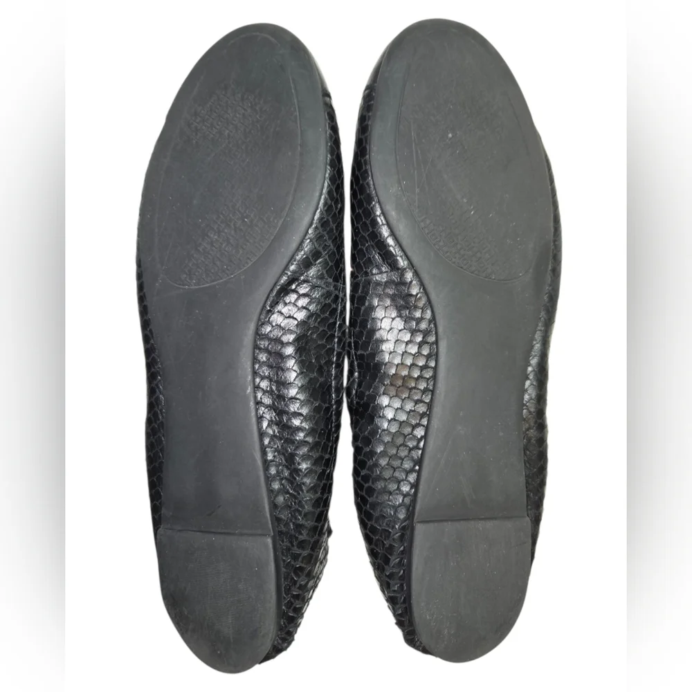 Tory Burch Black Leather Ballet Flats Size 7 Snake Embossed - Picture 7 of 8